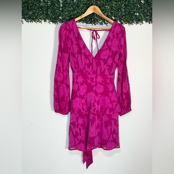 Band Of The Free Dresses & Skirts - Band Of The Free NWT KISS ME FUCHSIA PEPLUM MINI DRESS Medium